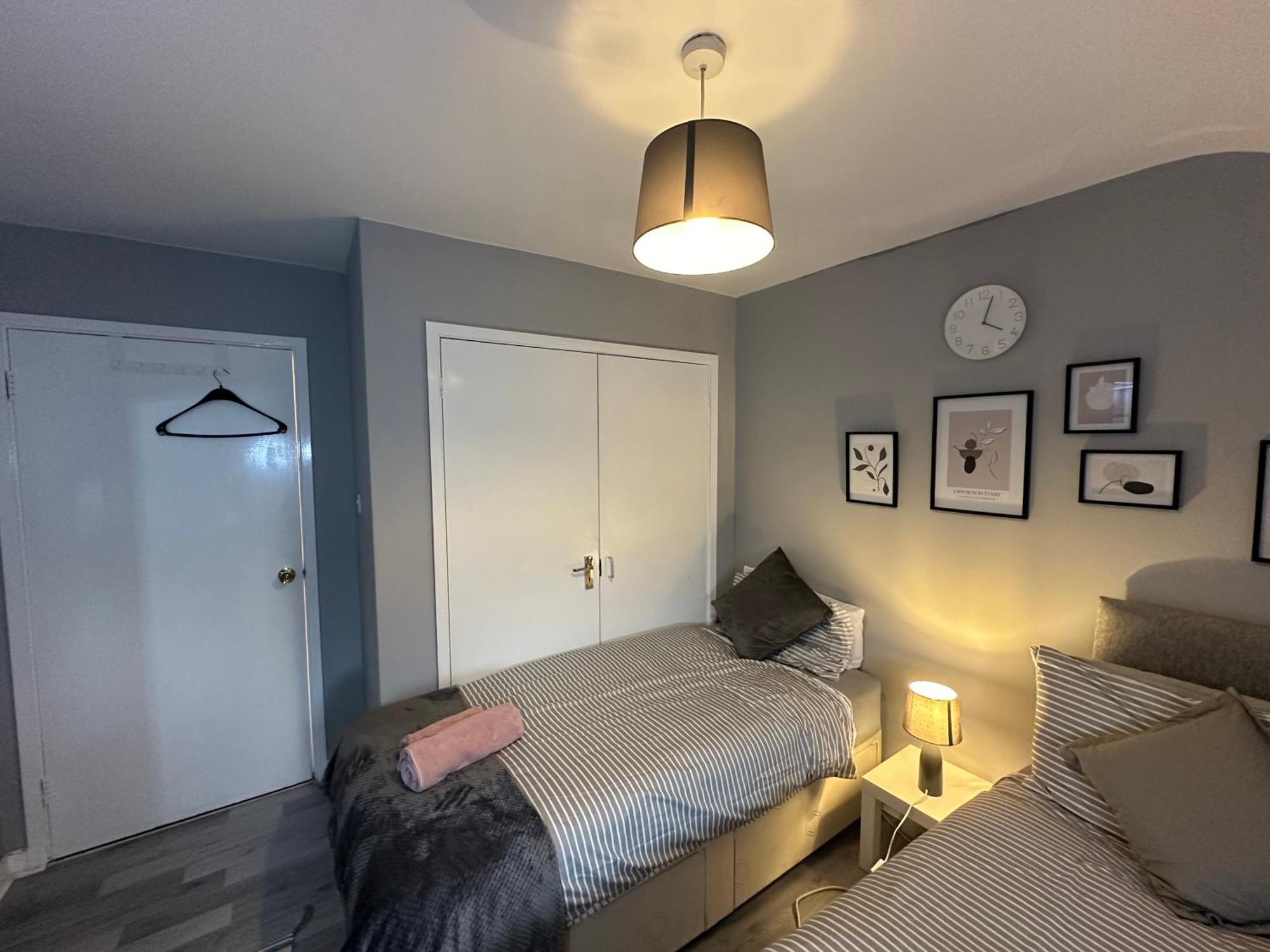 Wembley Serviced Apartment, 20Mins From Central Лондон Екстериор снимка